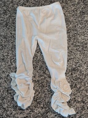 Girls White Ruffle Hem Leggings with Lace Rosette